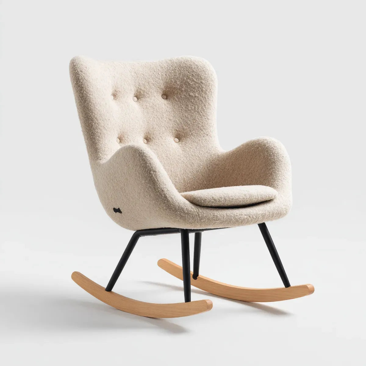 Fauteuil à bascule enveloppant écru en polyester acier et contreplaqué 68 x 88 x 105 cm